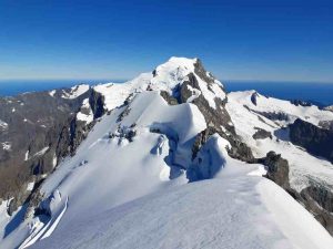 Wanaka Mountain Guides Mount Madeline Climb