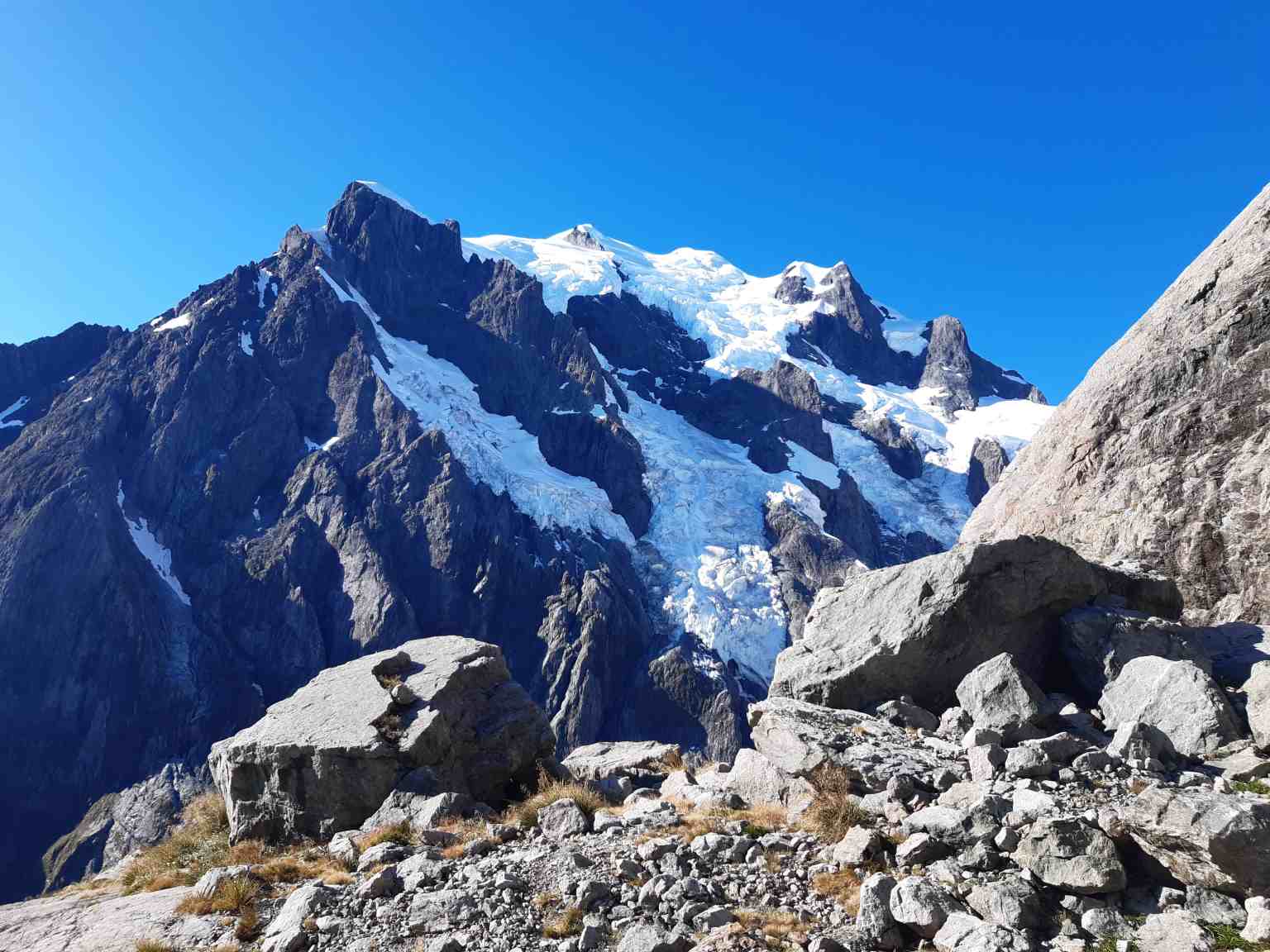 Mount Tutoko (2723m)