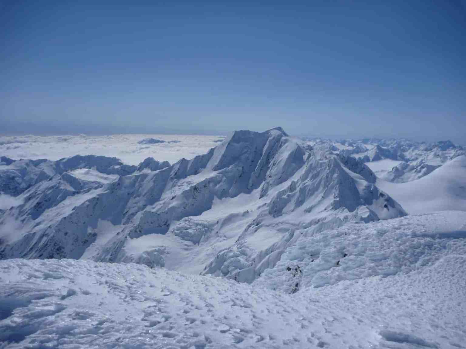 Elie Du Beaumont (3109m)