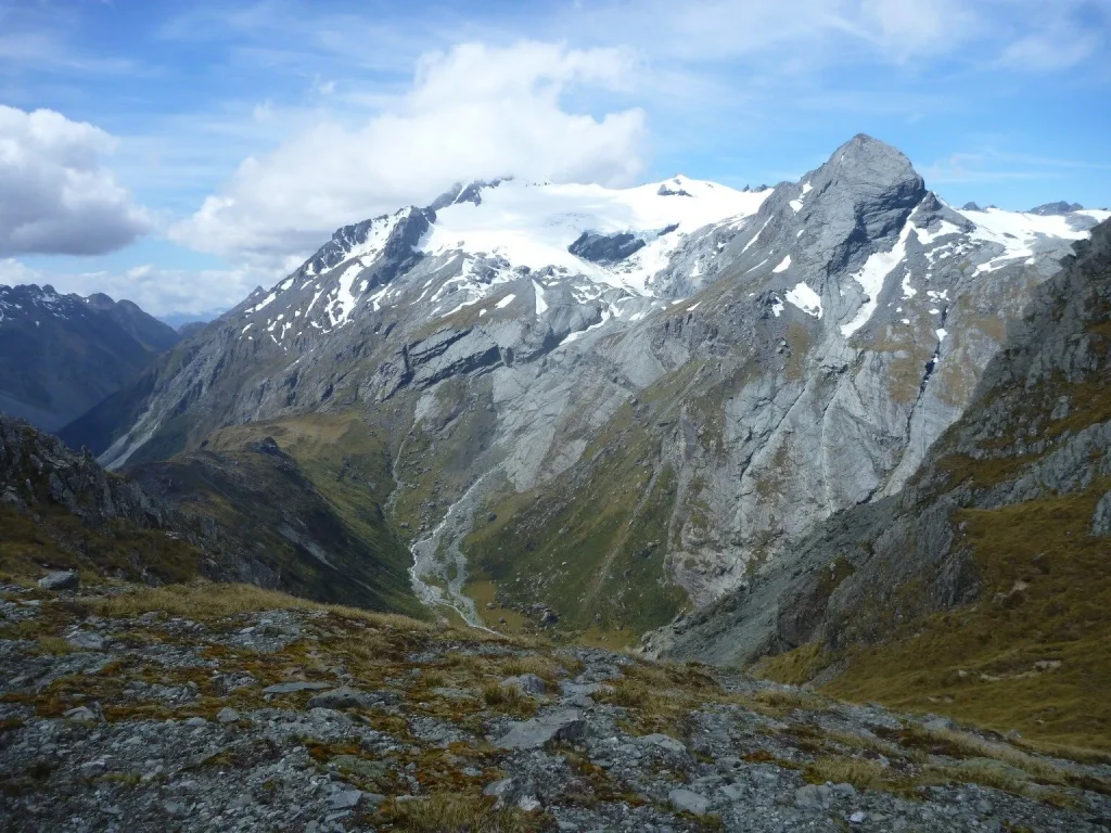 Lake Nerine Circuit Trek