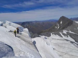 Wanaka Mountain Guides Glacier Heli-hike