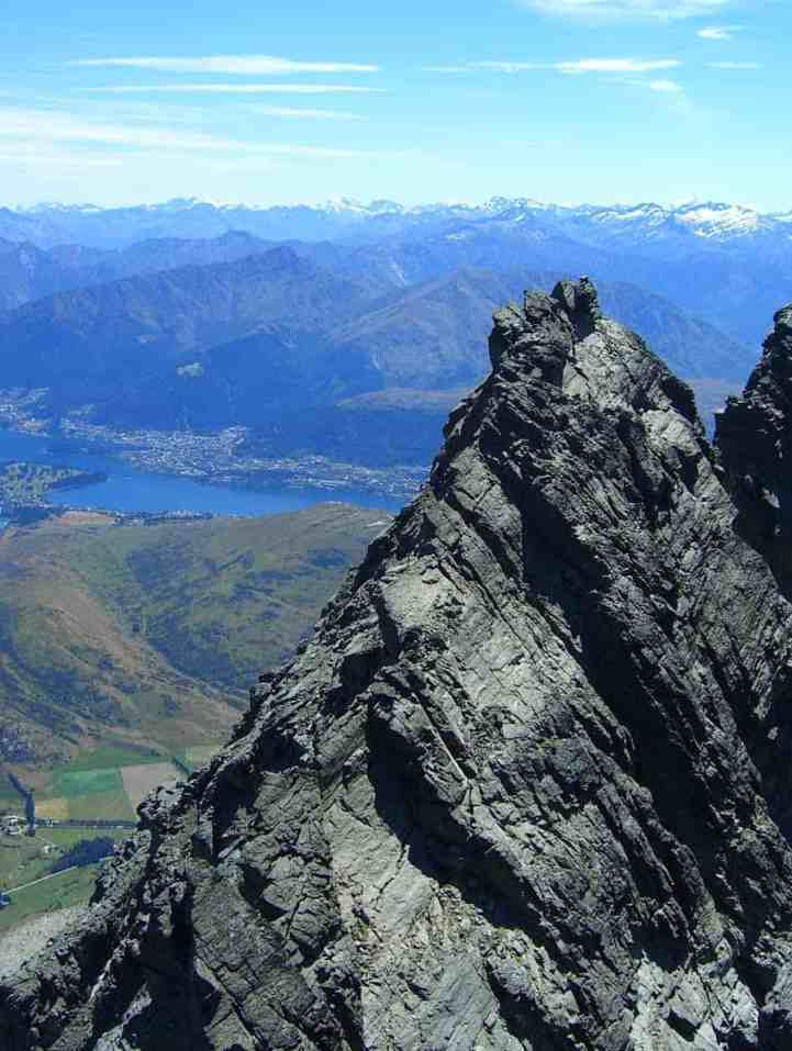 Wanaka Mountain Guides - Remarkables Grand Traverse